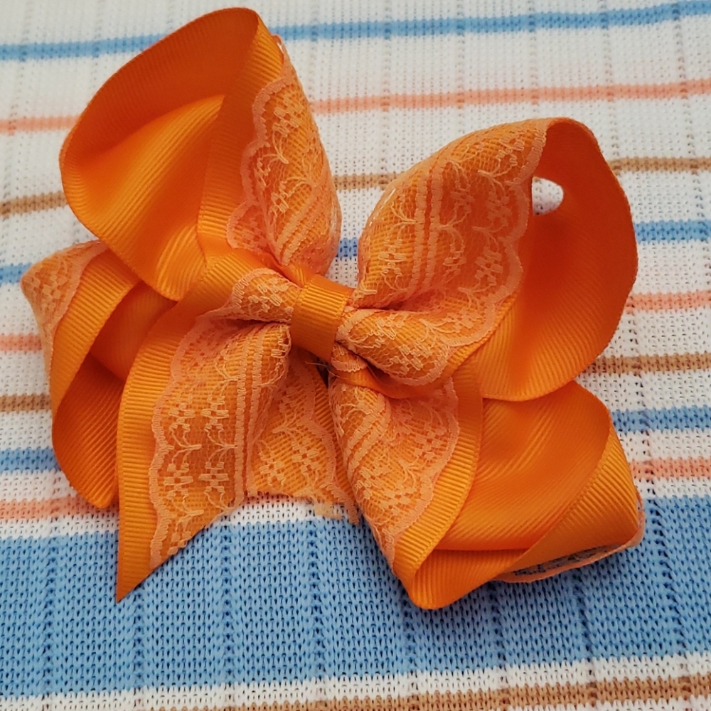 Hair bow